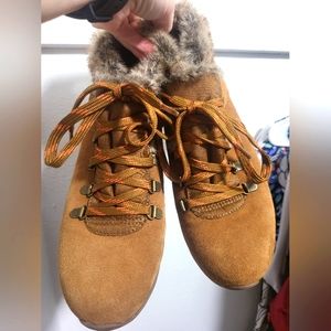 BareTrap Snow Booties 8.5